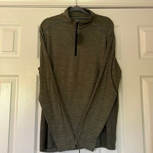 Men’s olive green half zip